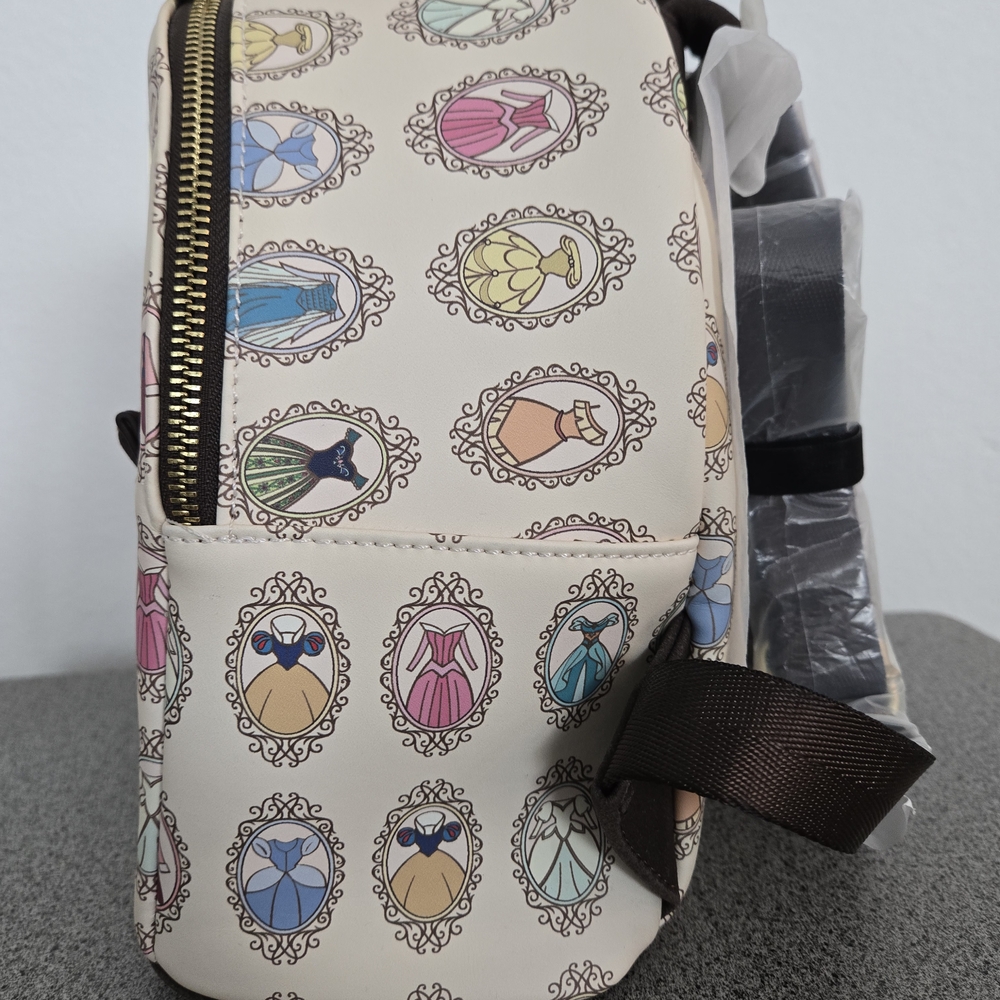 Loungefly Disney Princess Frame Mini Backpack - Picture 5 of 8